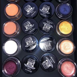 Maybelline color tattoo front runner eyeshadows